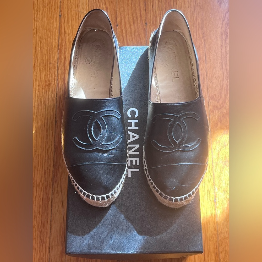 Chanel Lambskin Espadrilles 38 Black - Picture 3 of 13